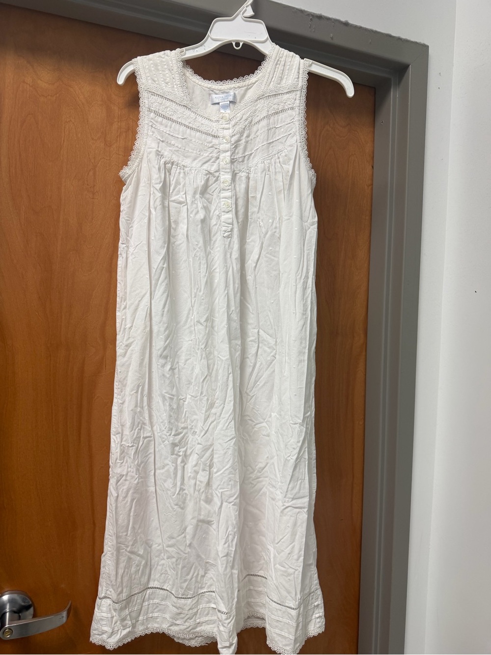 Erika Taylor Intimates Country Cotton White Lace Embroidered Nightgown VTG 90s